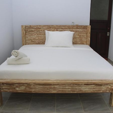 Teman Teman Bungalows 1 Амед Экстерьер фото