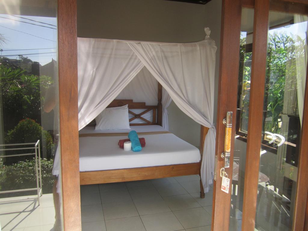 Teman Teman Bungalows 1 Амед Экстерьер фото