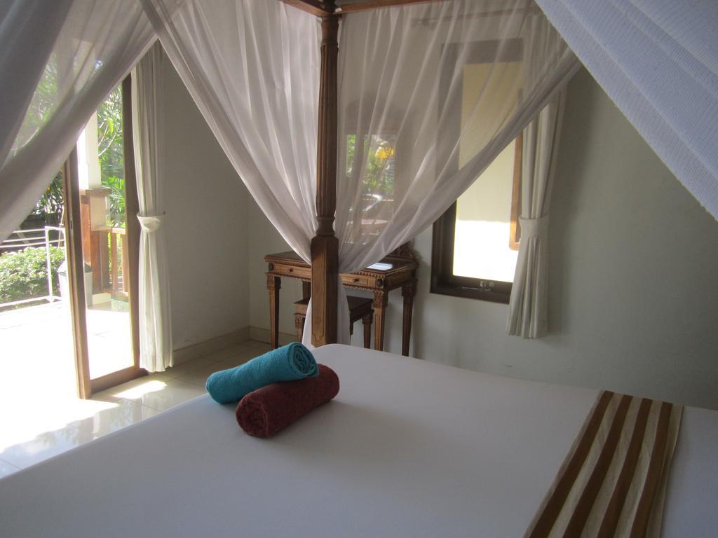 Teman Teman Bungalows 1 Амед Экстерьер фото