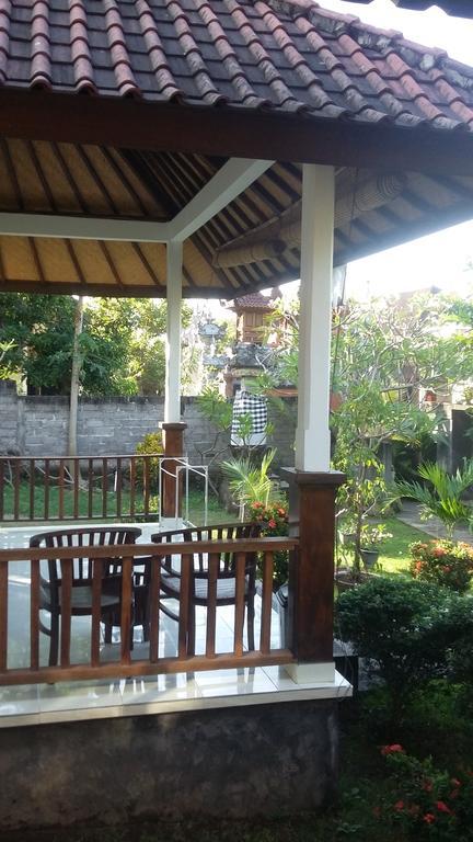 Teman Teman Bungalows 1 Амед Экстерьер фото