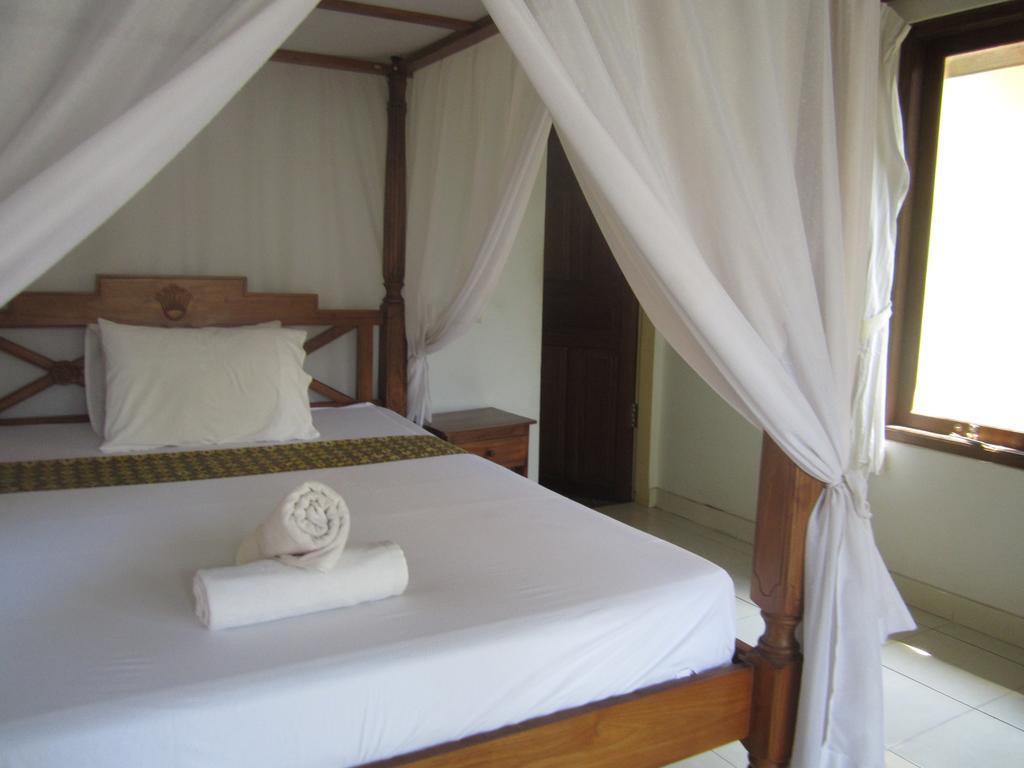Teman Teman Bungalows 1 Амед Экстерьер фото