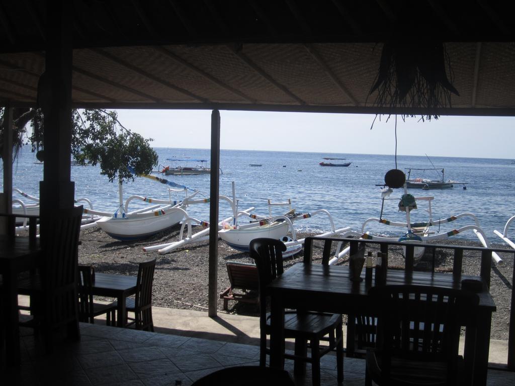 Teman Teman Bungalows 1 Амед Экстерьер фото
