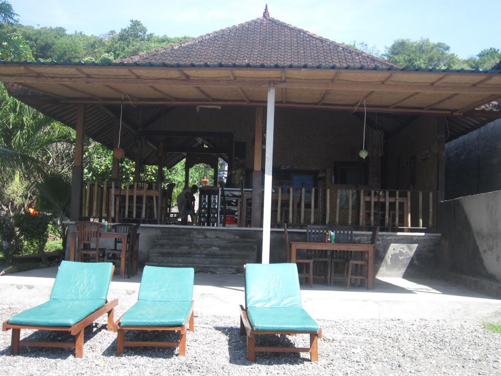 Teman Teman Bungalows 1 Амед Экстерьер фото
