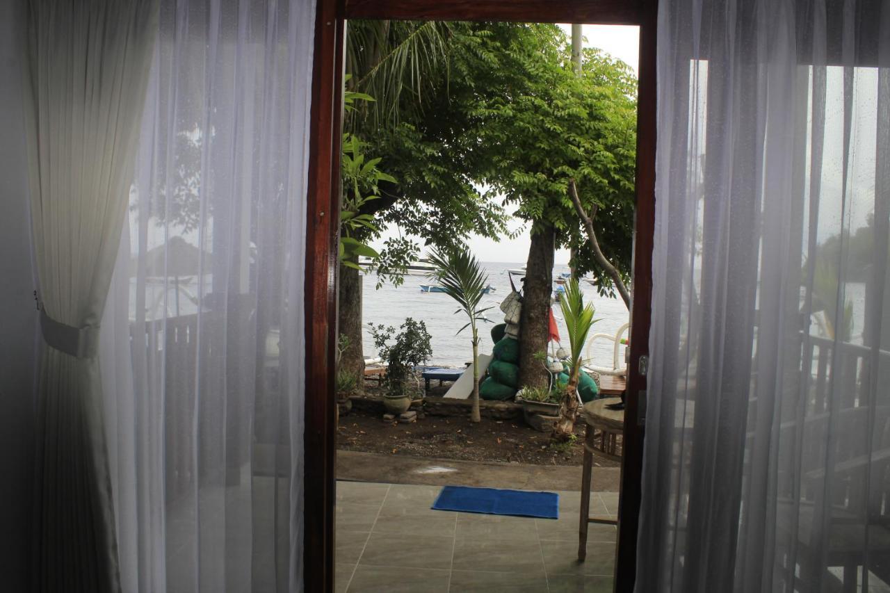 Teman Teman Bungalows 1 Амед Экстерьер фото